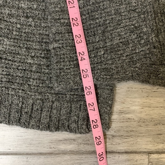 VPL Alpaca Gray Cardigan Sweater Sz Small - Picture 8 of 11